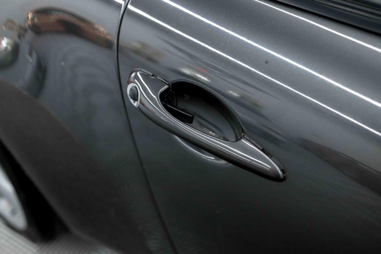 Porsche 911 Carrera Cabriolet 1997