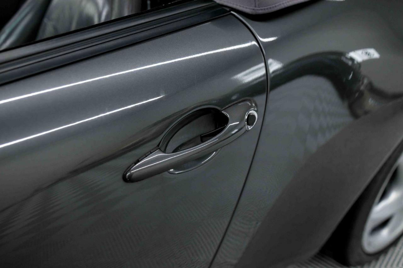 Porsche 911 Carrera Cabriolet 1997