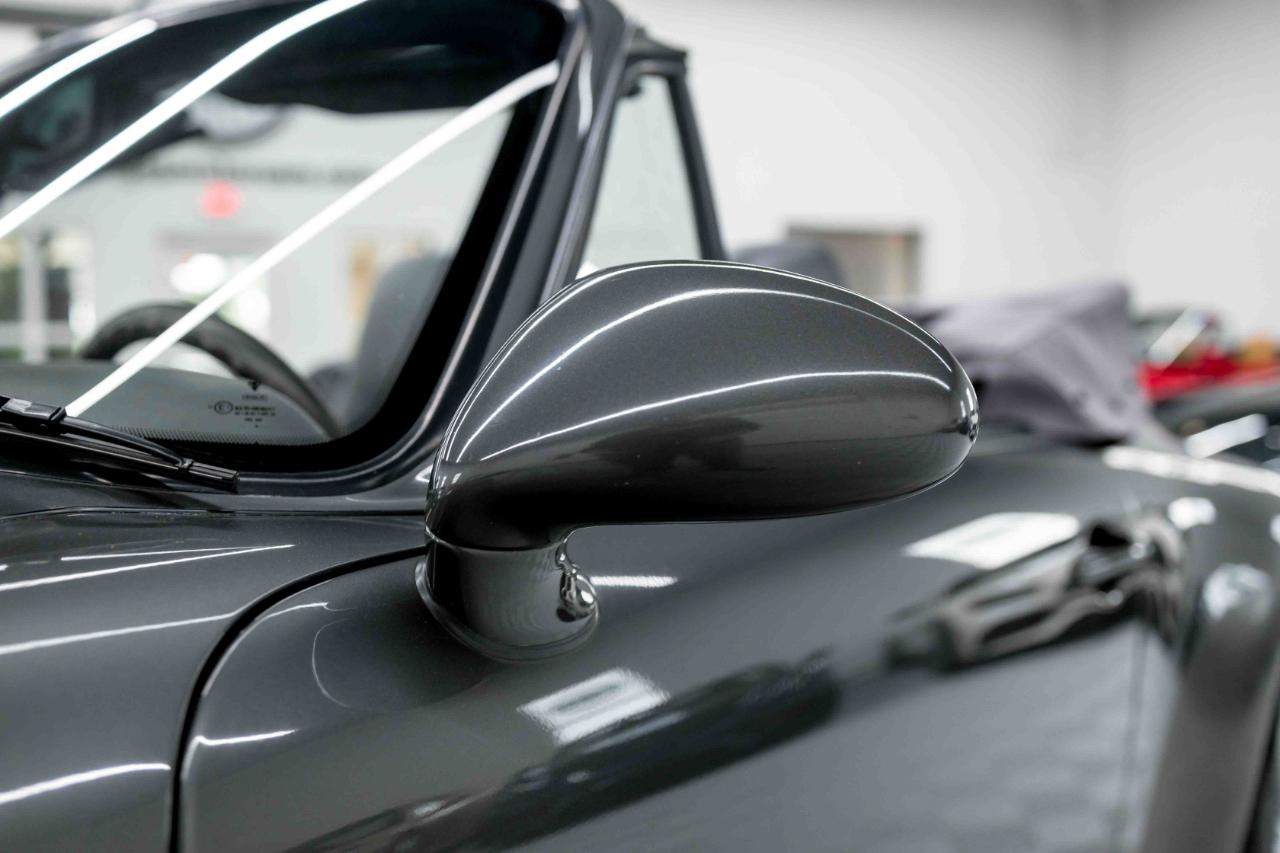 Porsche 911 Carrera Cabriolet 1997