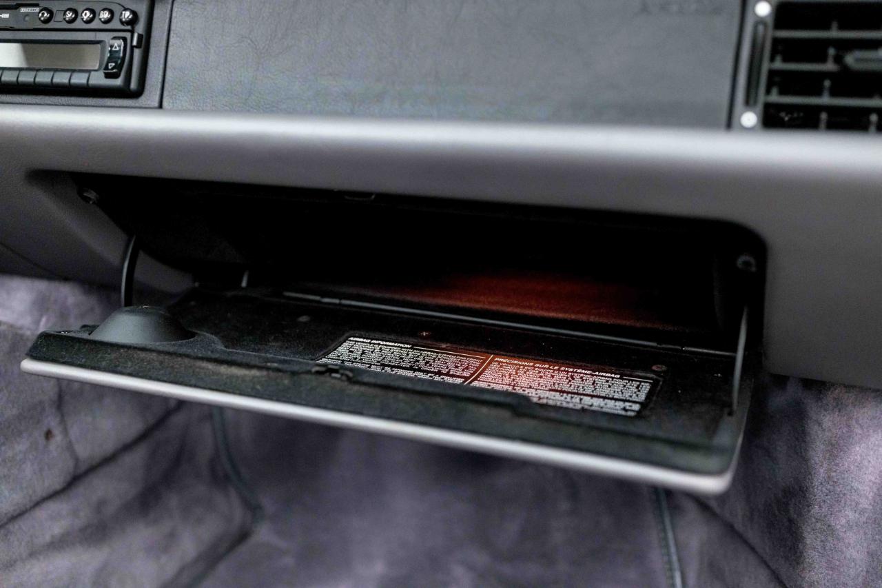 Porsche 911 Carrera Cabriolet 1997