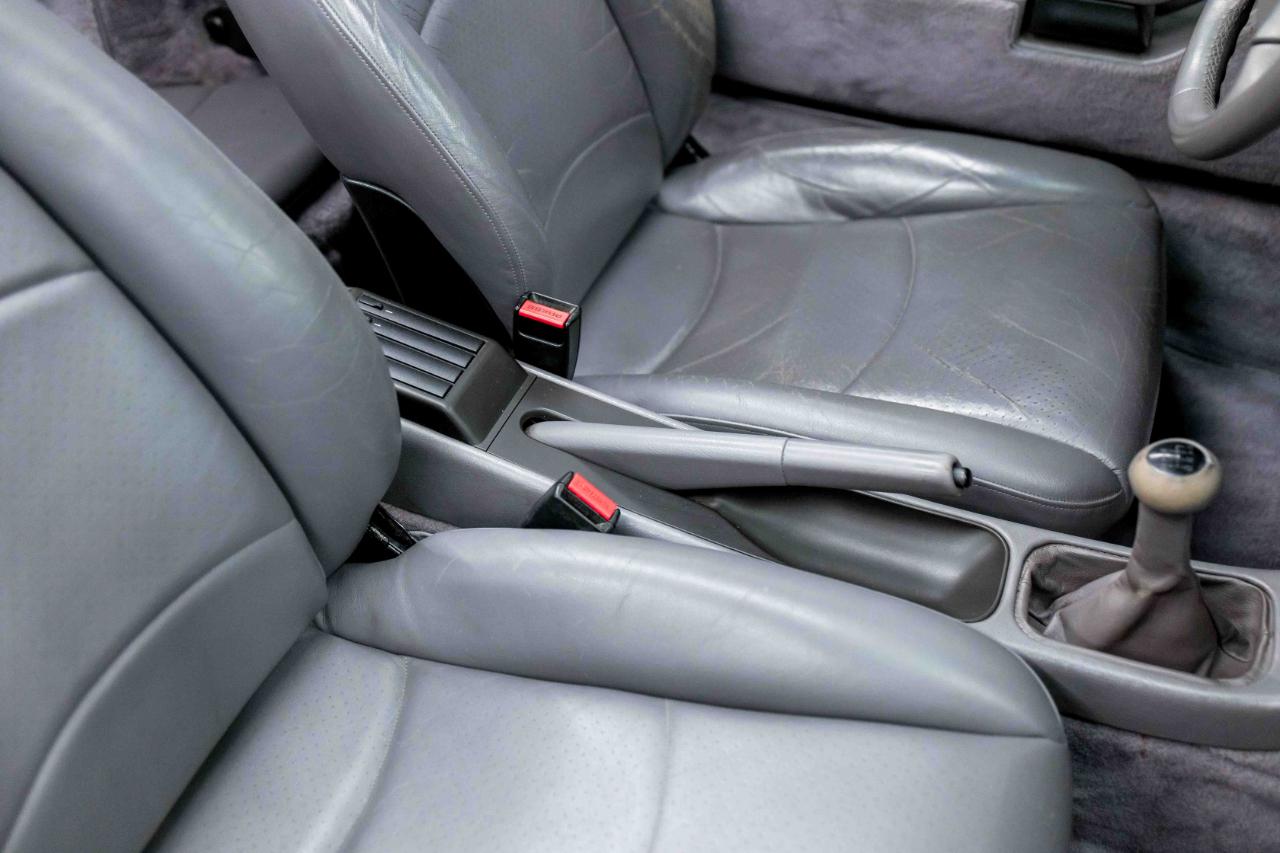 Porsche 911 Carrera Cabriolet 1997