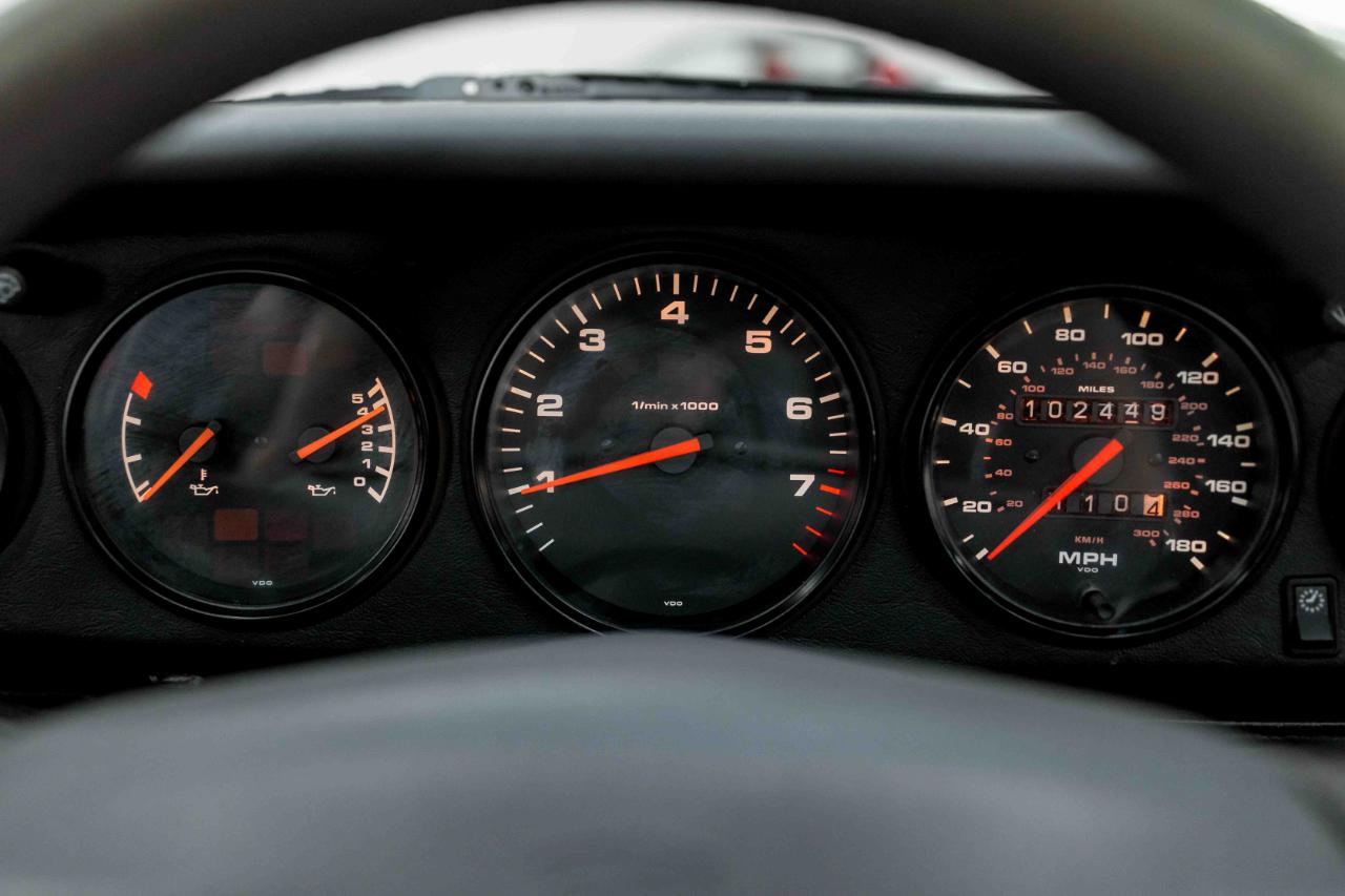 Porsche 911 Carrera Cabriolet 1997