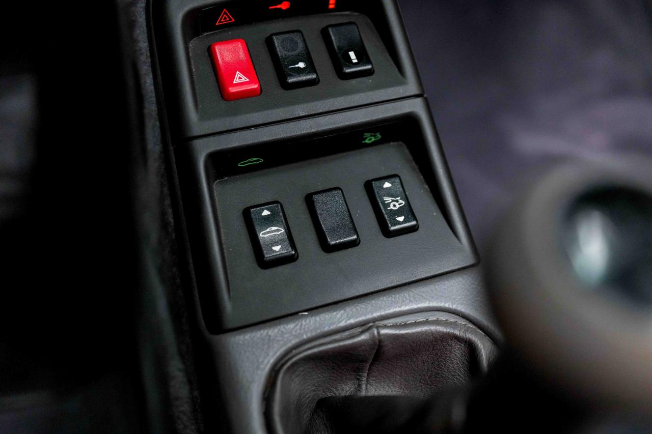 Porsche 911 Carrera Cabriolet 1997