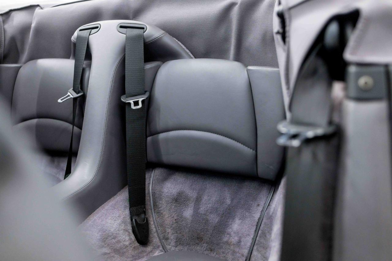 Porsche 911 Carrera Cabriolet 1997