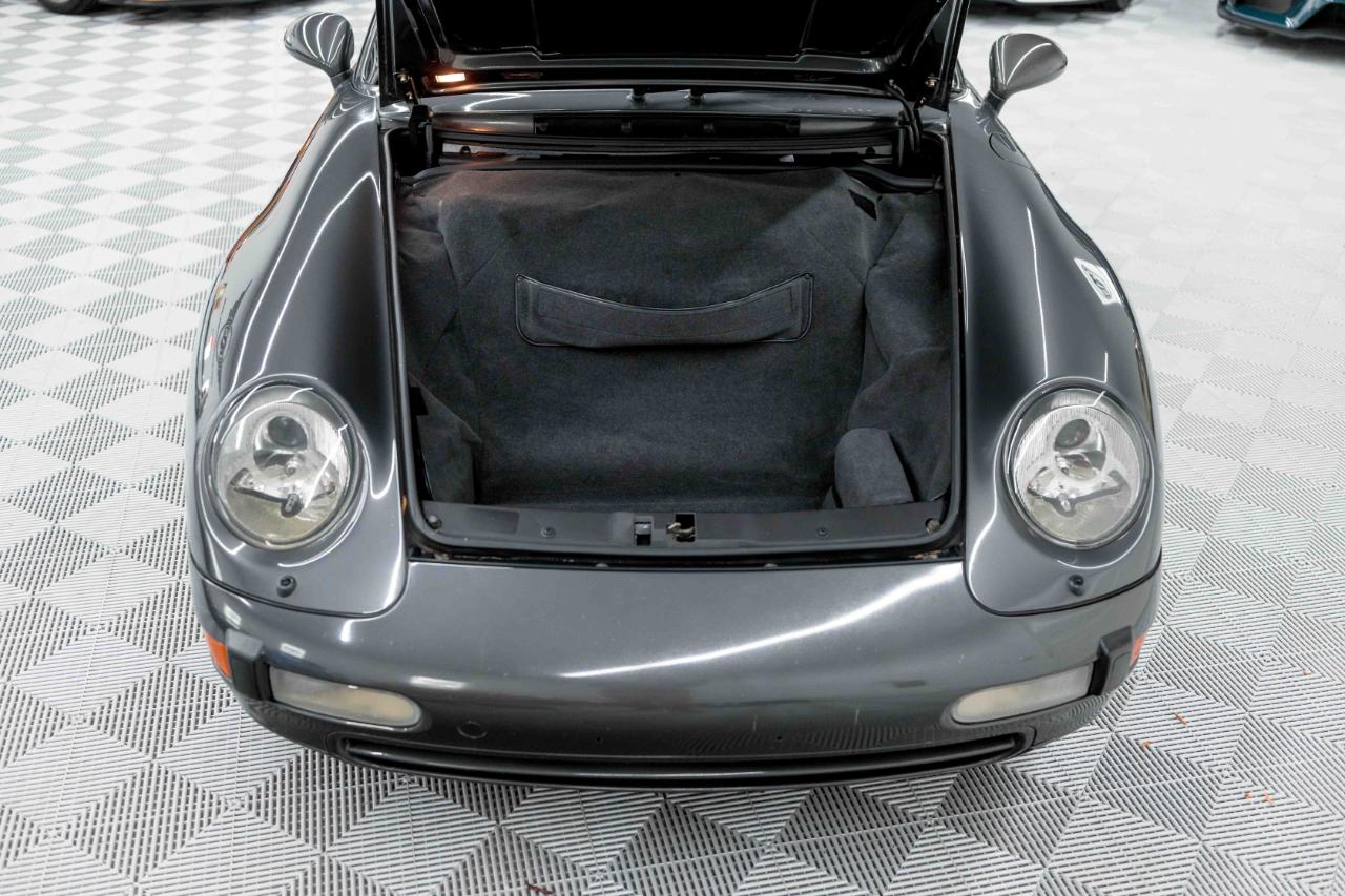 Porsche 911 Carrera Cabriolet 1997