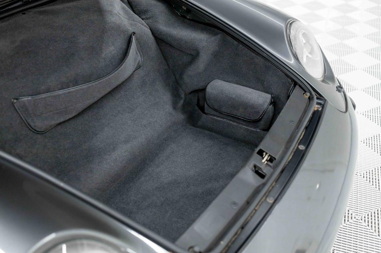 Porsche 911 Carrera Cabriolet 1997