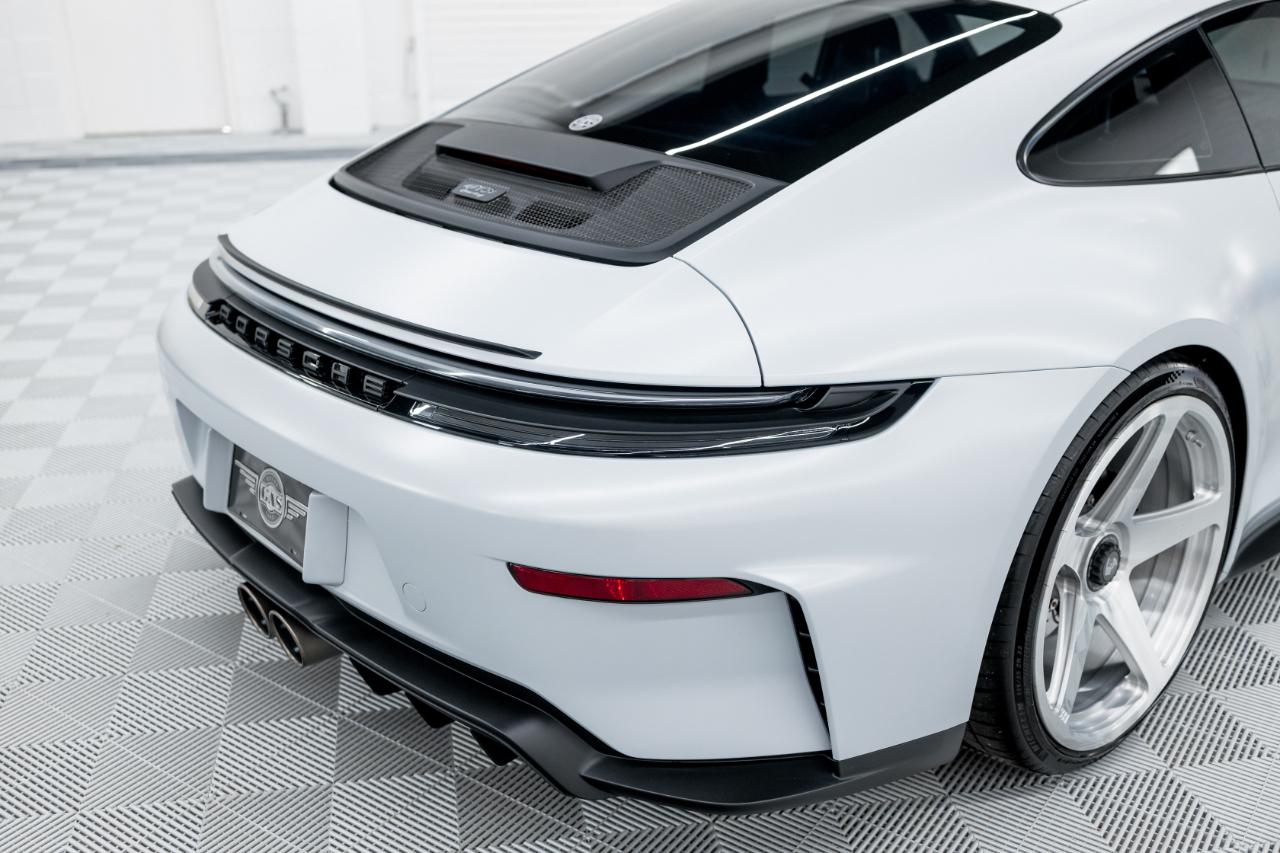 Porsche 911 GT3 Coupe w/Touring Package 2026