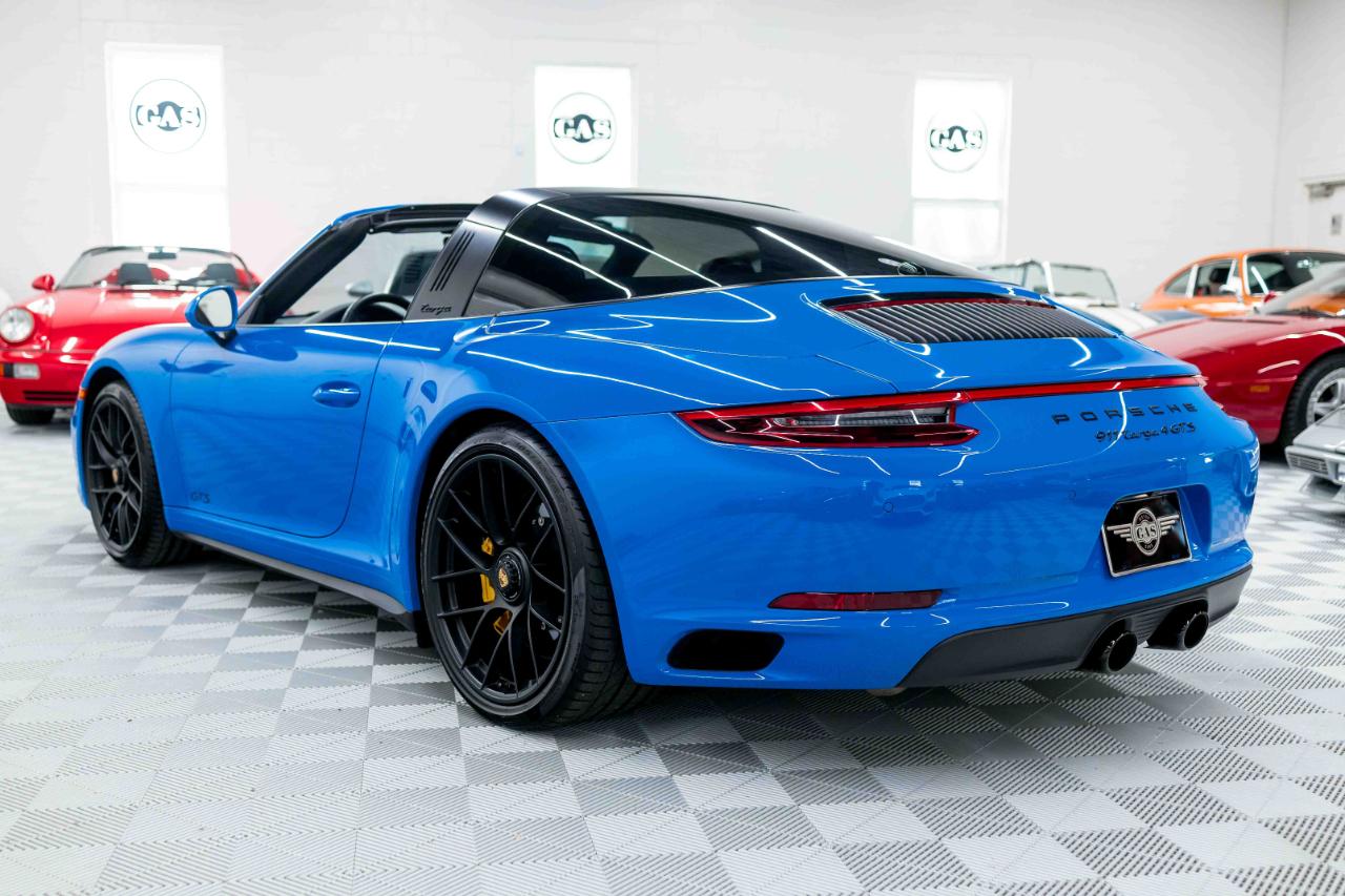 Porsche 911 Targa 4 GTS 2018