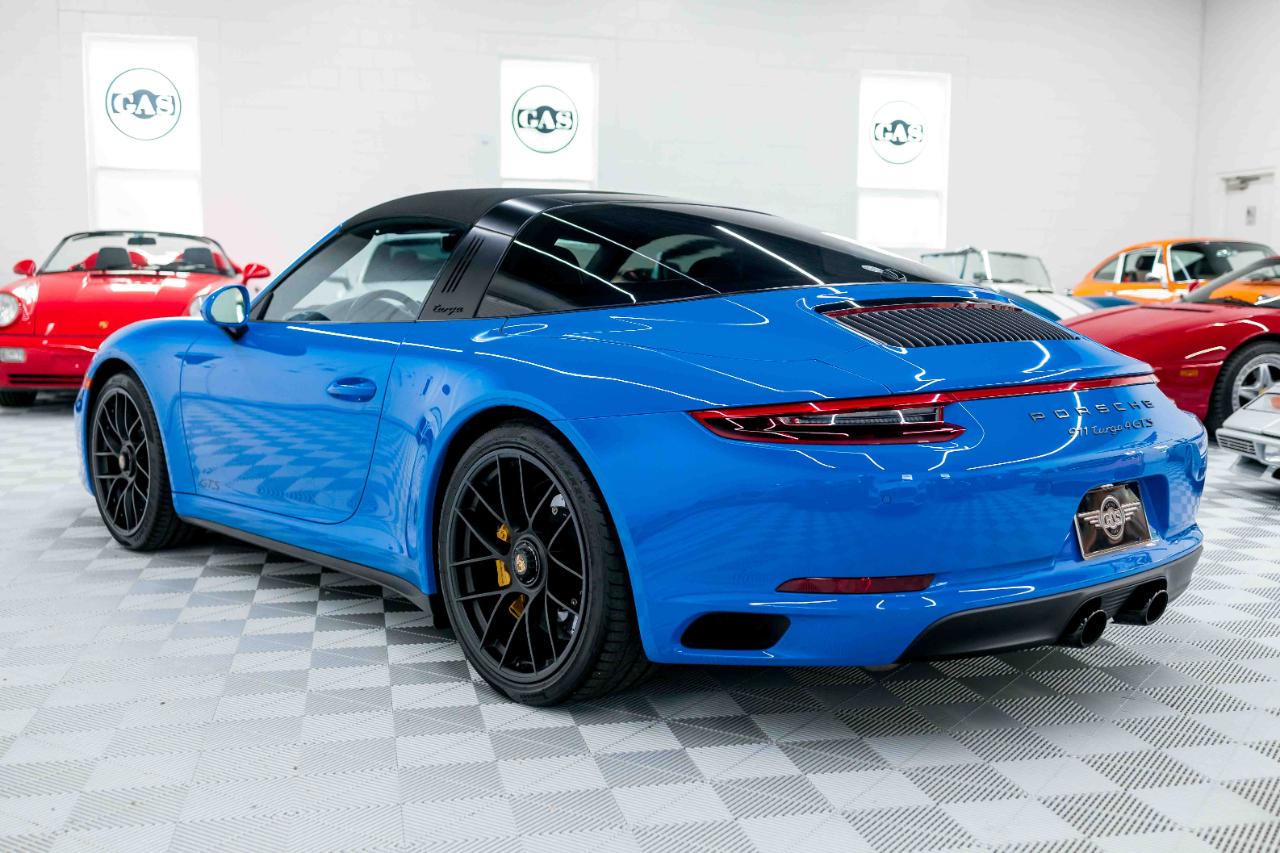 Porsche 911 Targa 4 GTS 2018