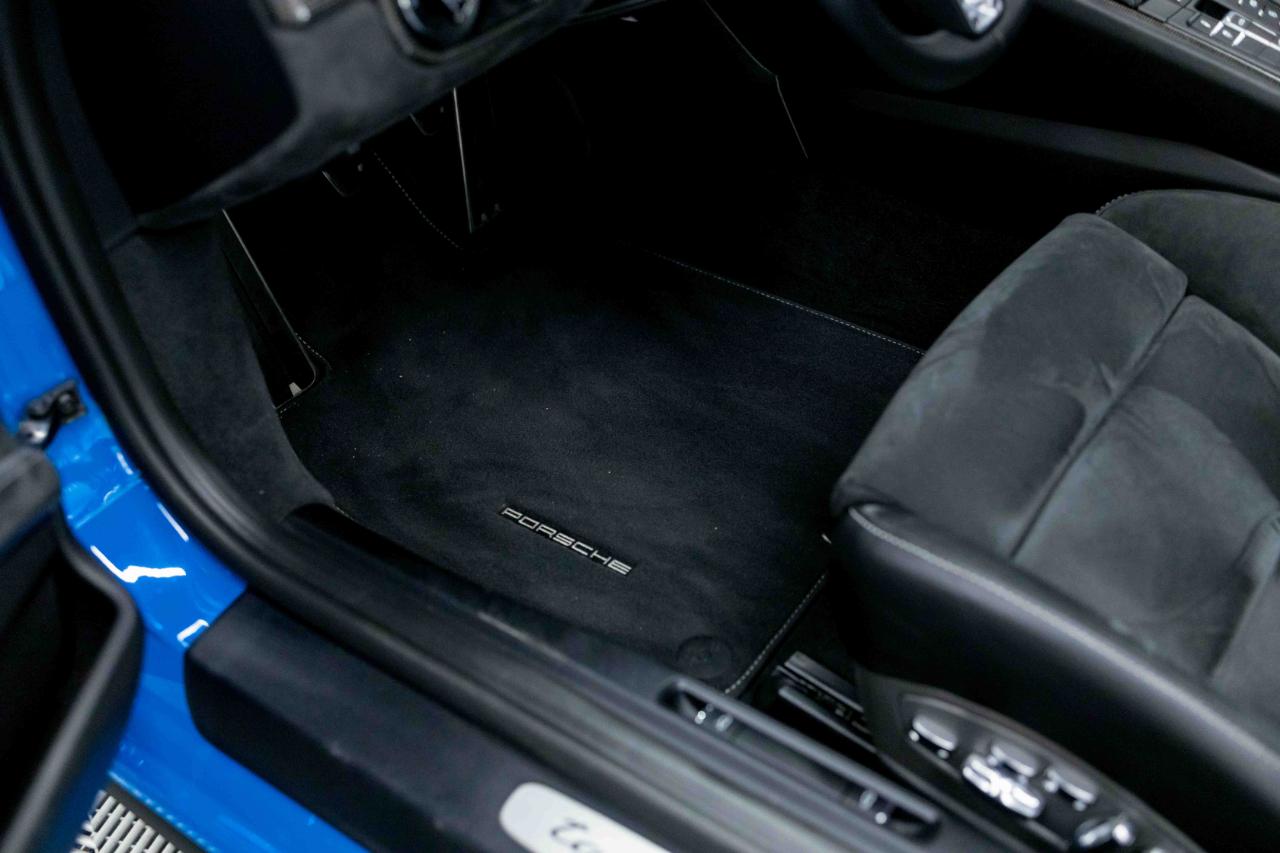 Porsche 911 Targa 4 GTS 2018