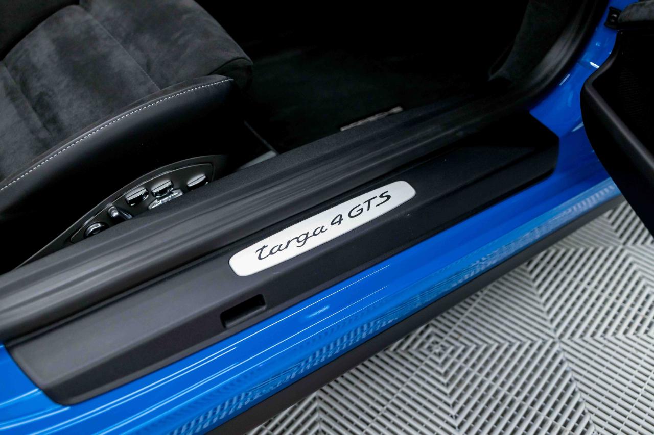 Porsche 911 Targa 4 GTS 2018