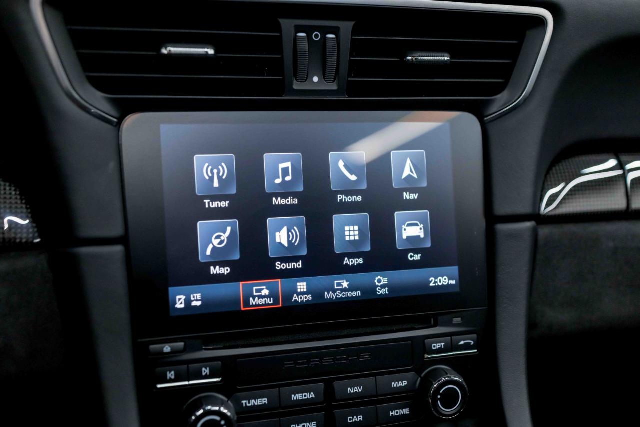 Porsche 911 Targa 4 GTS 2018