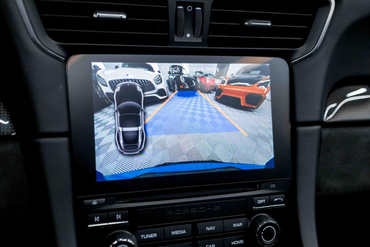 Porsche 911 Targa 4 GTS 2018