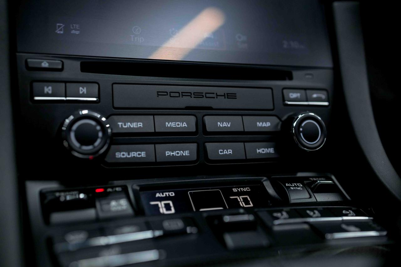 Porsche 911 Targa 4 GTS 2018