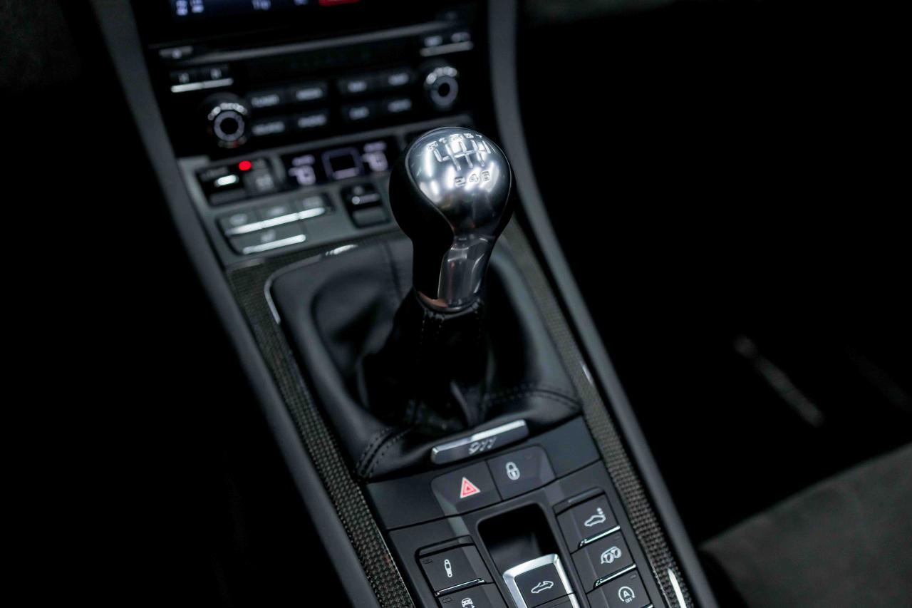 Porsche 911 Targa 4 GTS 2018