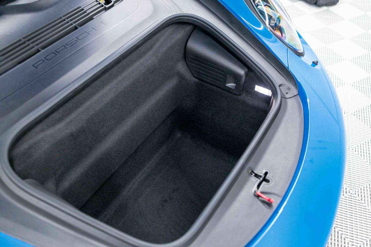 Porsche 911 Targa 4 GTS 2018