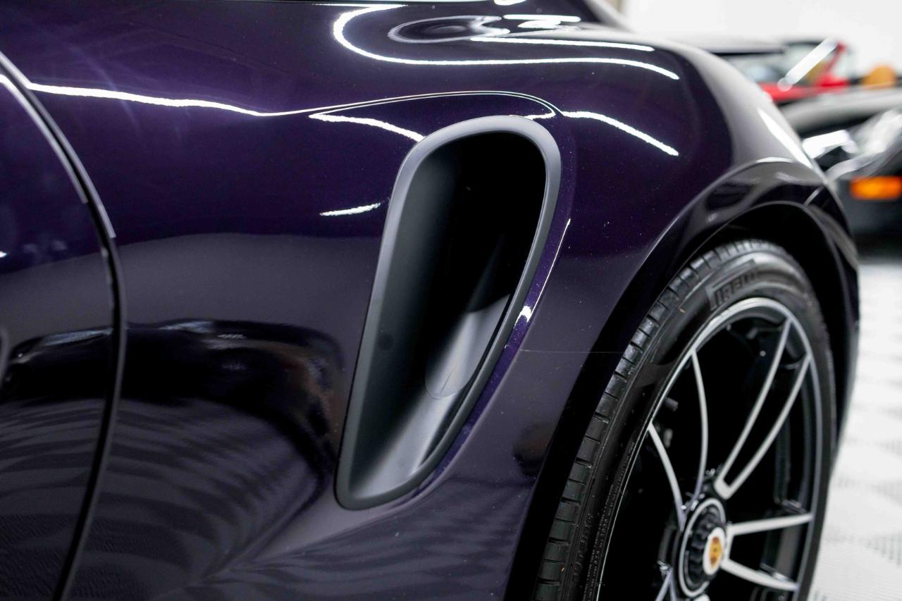 Porsche 911 Turbo S 2022