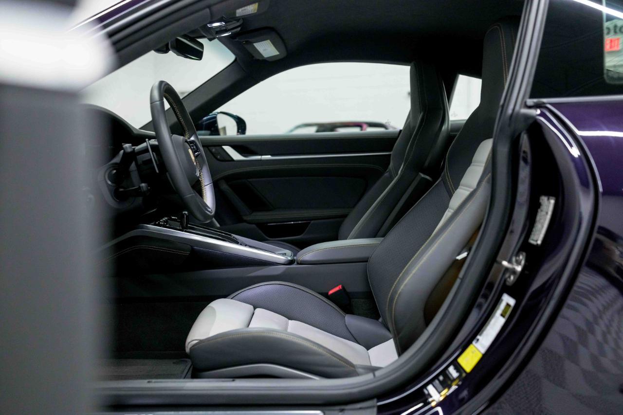 Porsche 911 Turbo S 2022