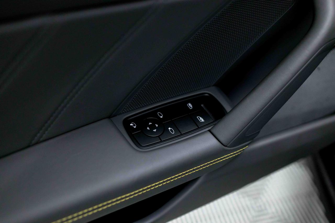 Porsche 911 Turbo S 2022