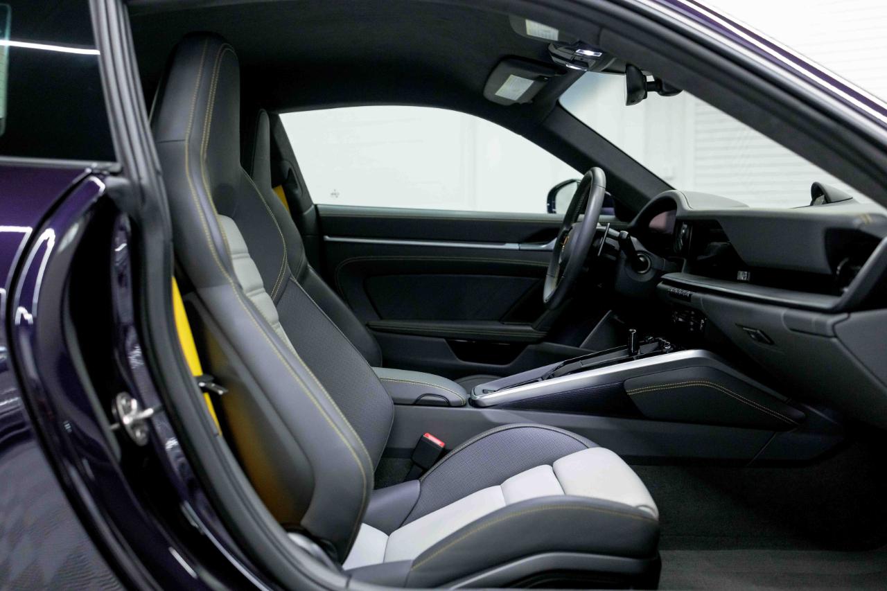 Porsche 911 Turbo S 2022