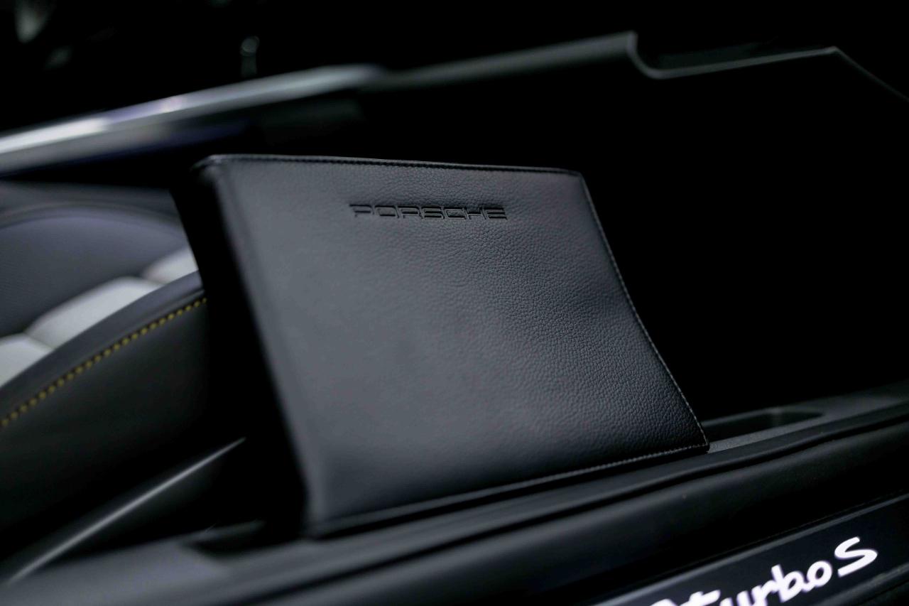 Porsche 911 Turbo S 2022