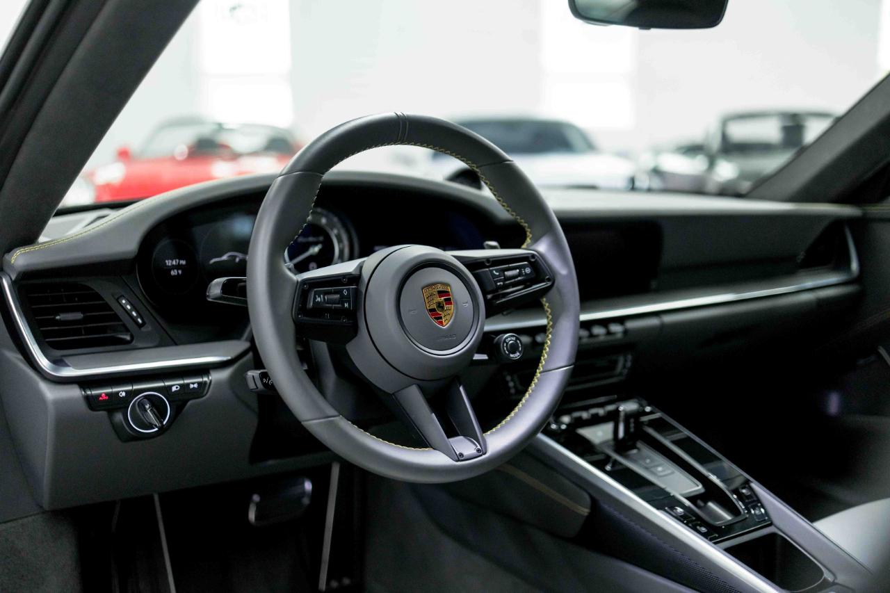 Porsche 911 Turbo S 2022