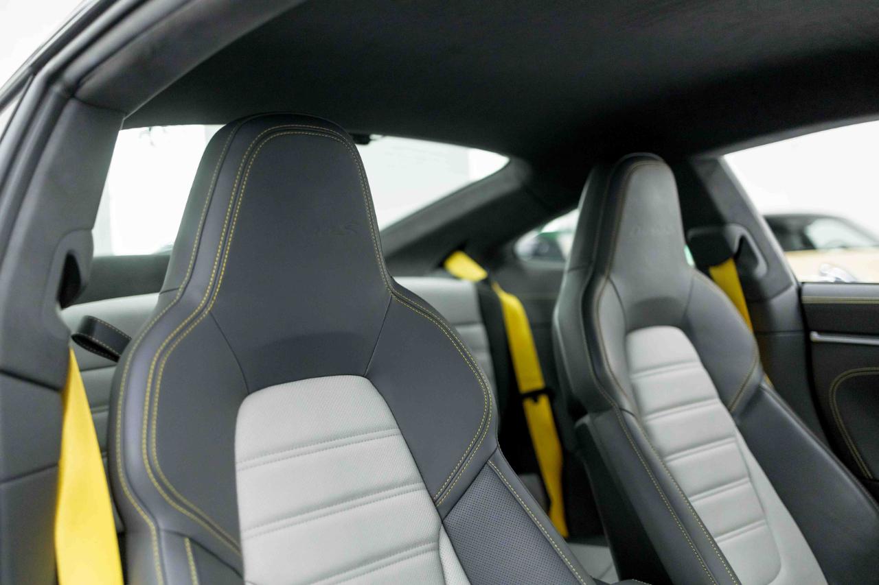 Porsche 911 Turbo S 2022