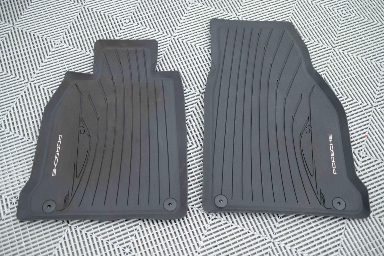 Porsche 911 Turbo S 2022