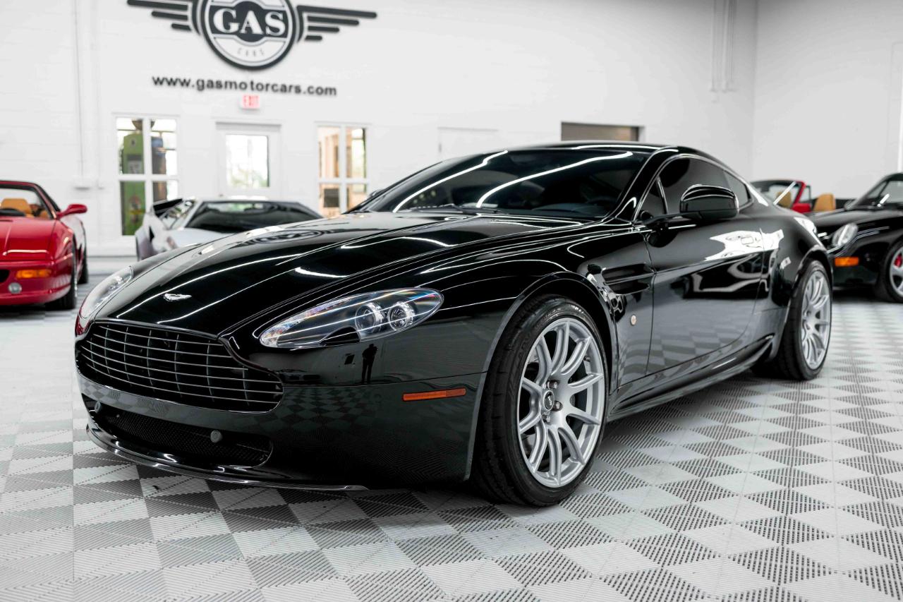 Aston Martin V8 Vantage 2dr Cpe Sportshift N420 2011