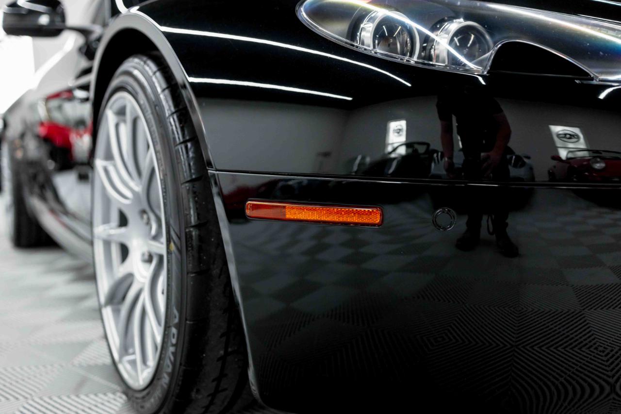 Aston Martin V8 Vantage 2dr Cpe Sportshift N420 2011