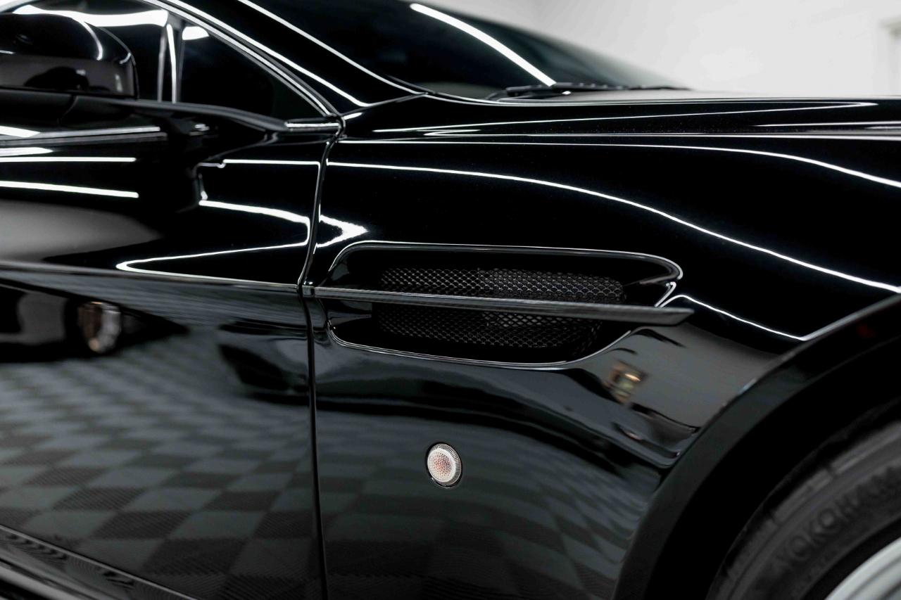 Aston Martin V8 Vantage 2dr Cpe Sportshift N420 2011