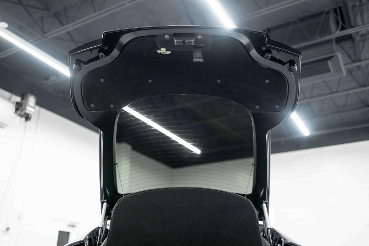 Aston Martin V8 Vantage 2dr Cpe Sportshift N420 2011