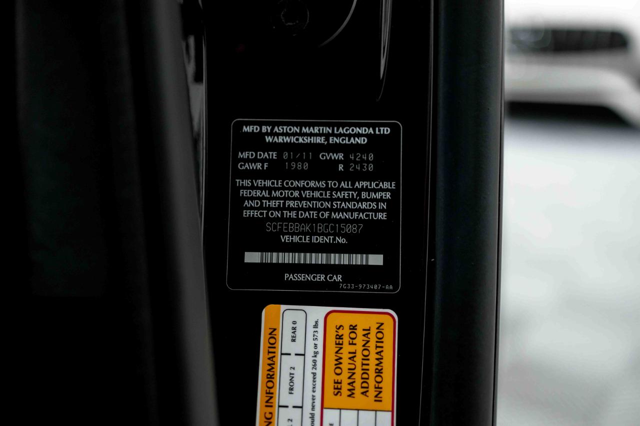 Aston Martin V8 Vantage 2dr Cpe Sportshift N420 2011