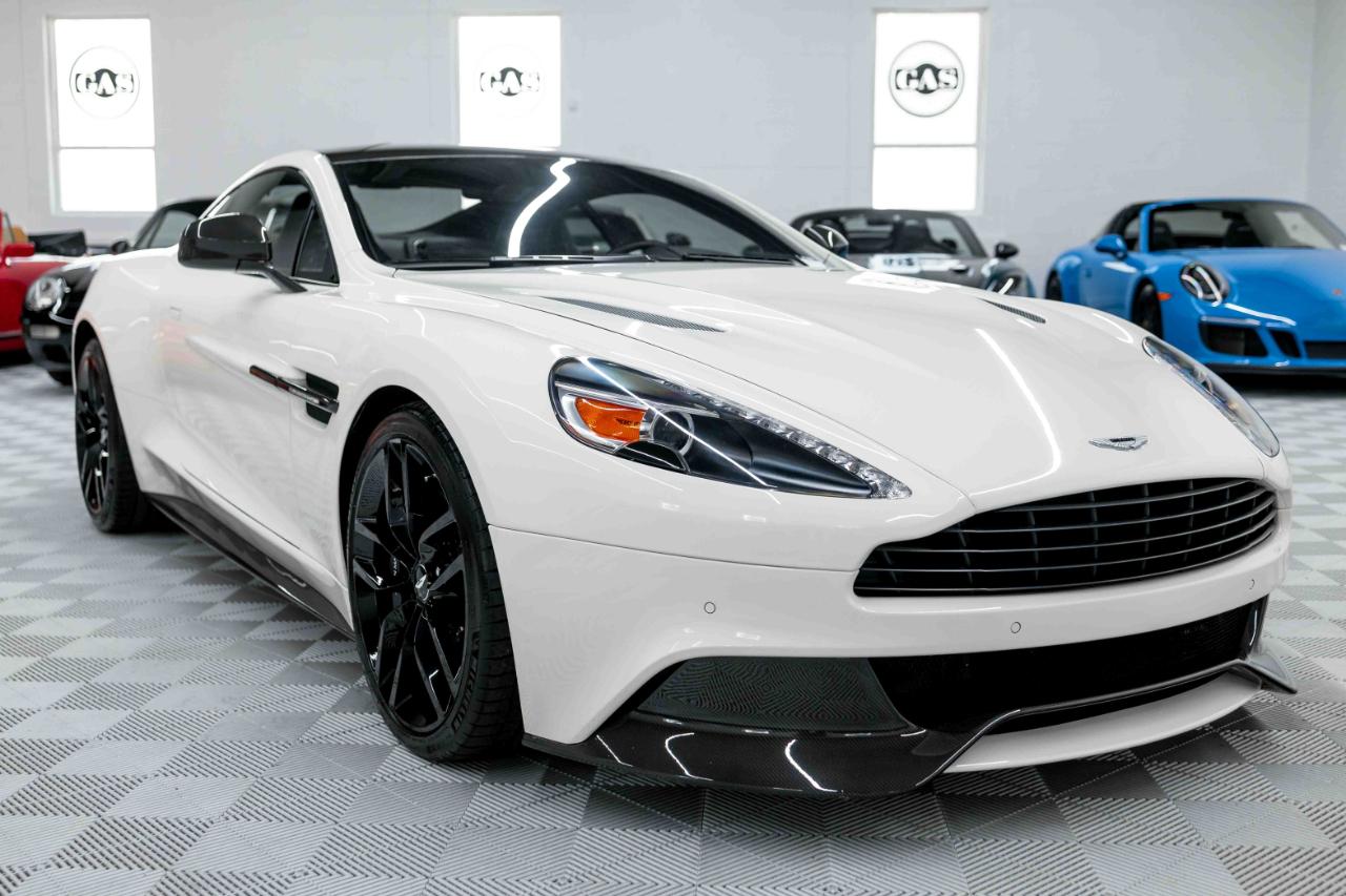 Aston Martin Vanquish Coupe 2016