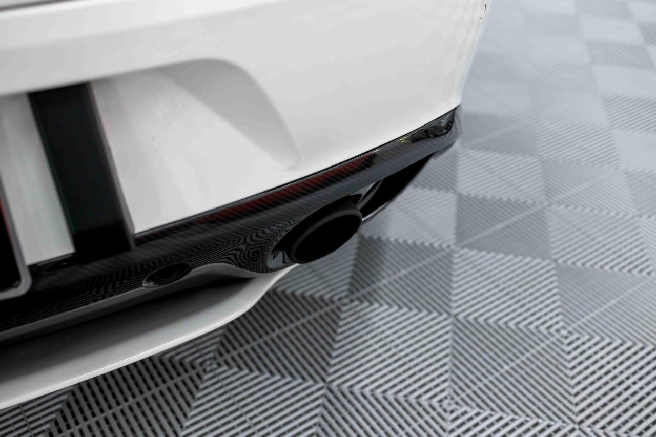 Aston Martin Vanquish Coupe 2016