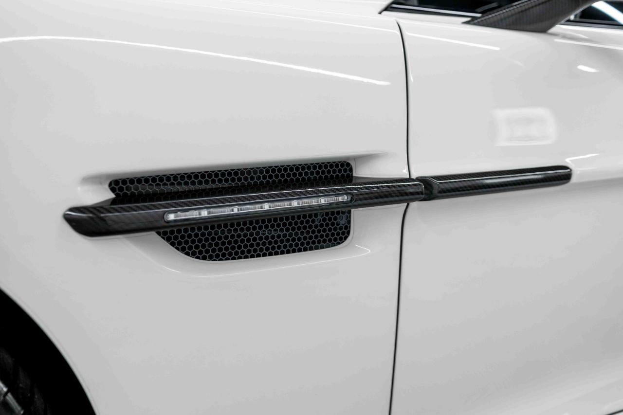 Aston Martin Vanquish Coupe 2016