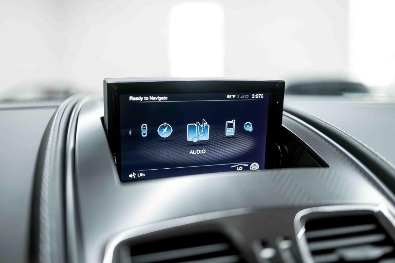 Aston Martin Vanquish Coupe 2016