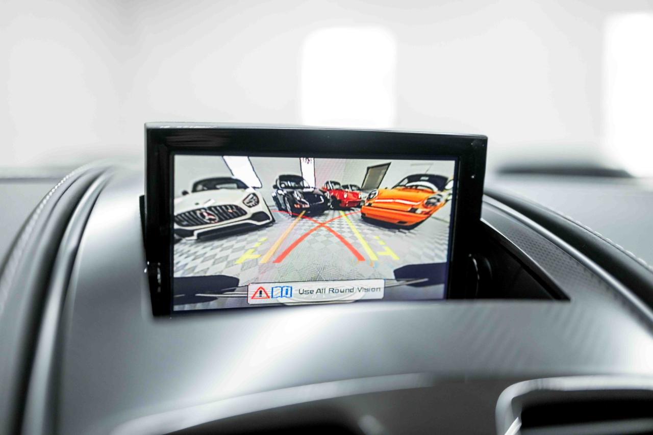 Aston Martin Vanquish Coupe 2016