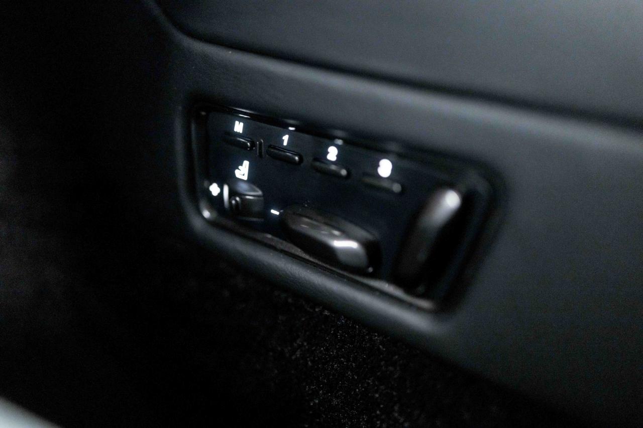 Aston Martin Vanquish Coupe 2016