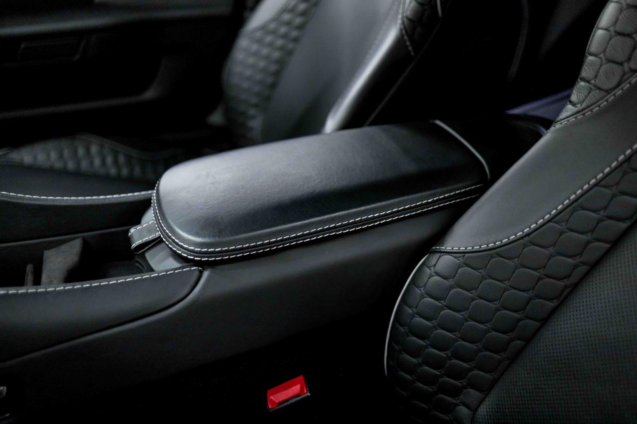 Aston Martin Vanquish Coupe 2016