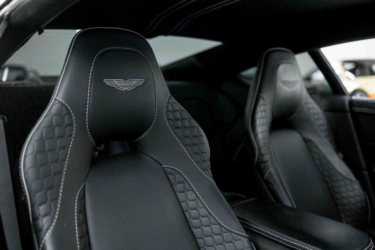 Aston Martin Vanquish Coupe 2016