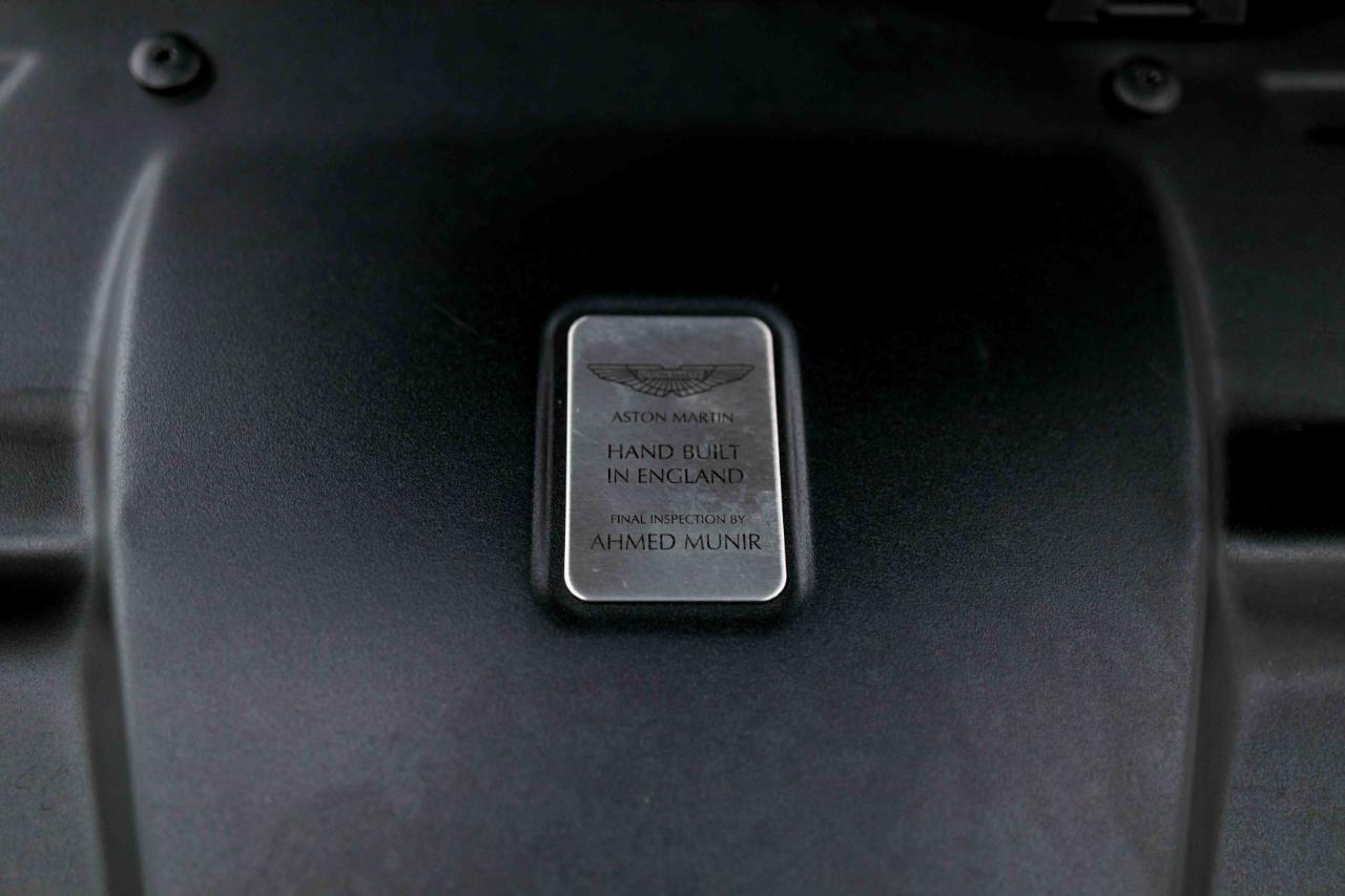 Aston Martin Vanquish Coupe 2016