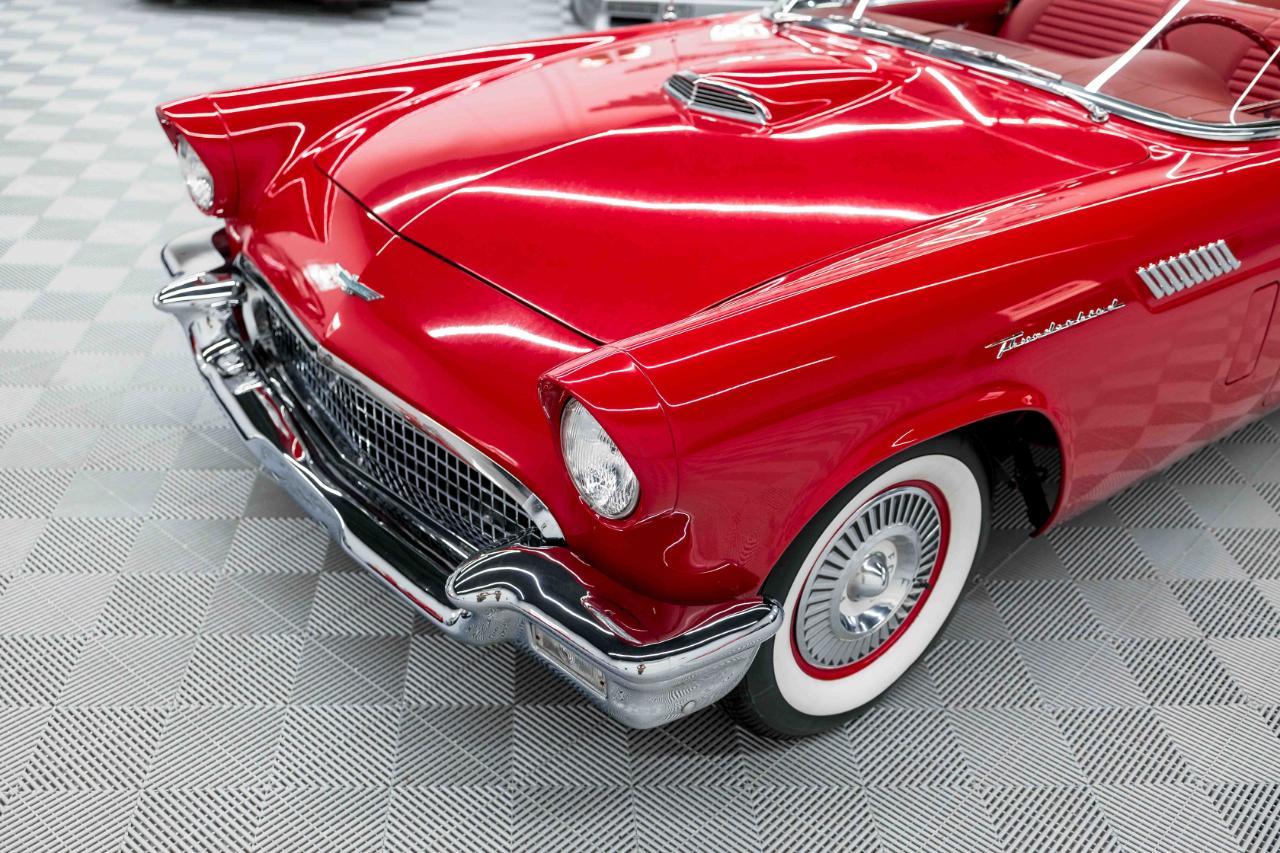 Ford Thunderbird Base 2D Convertible 1957