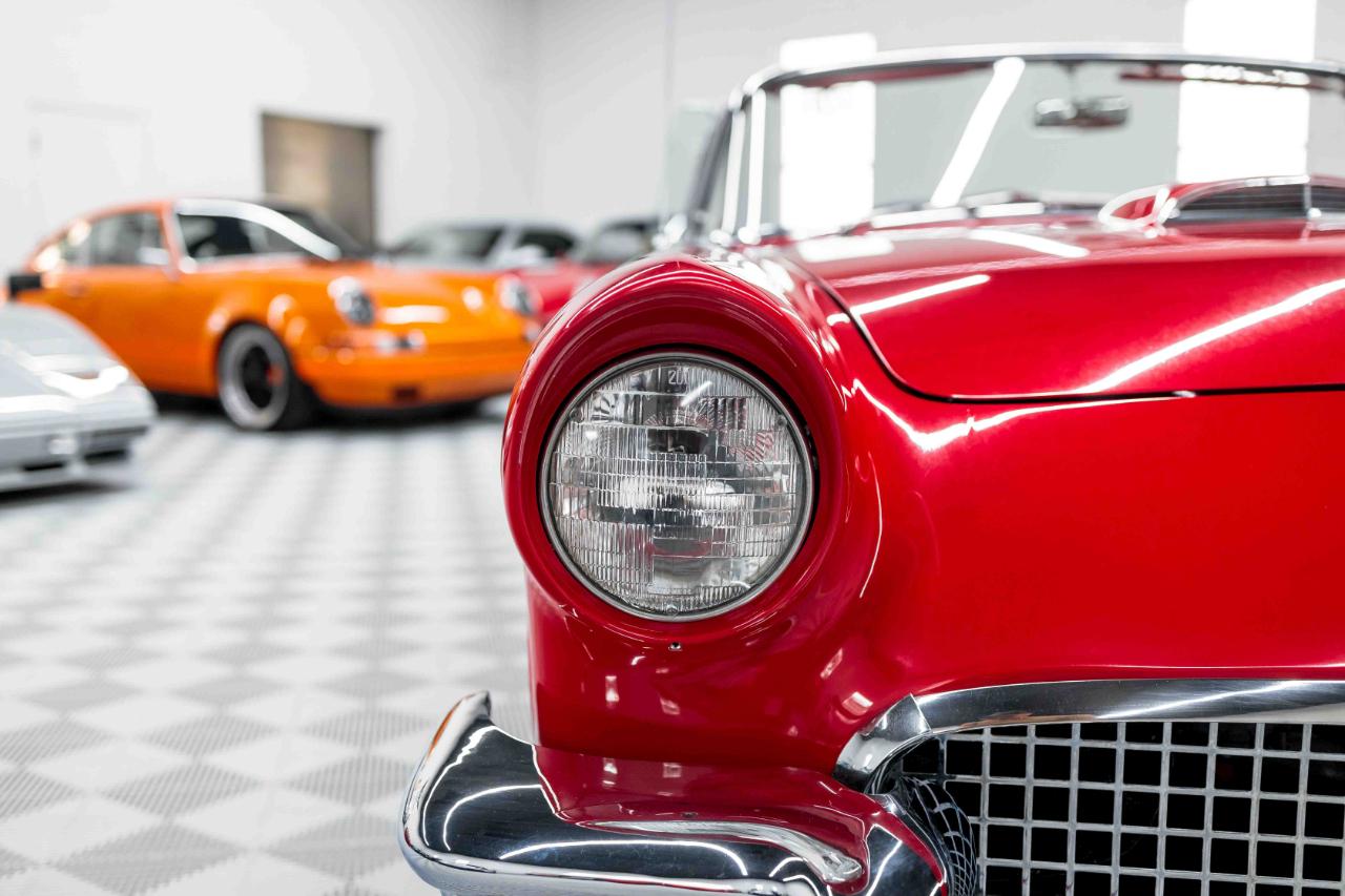 Ford Thunderbird Base 2D Convertible 1957