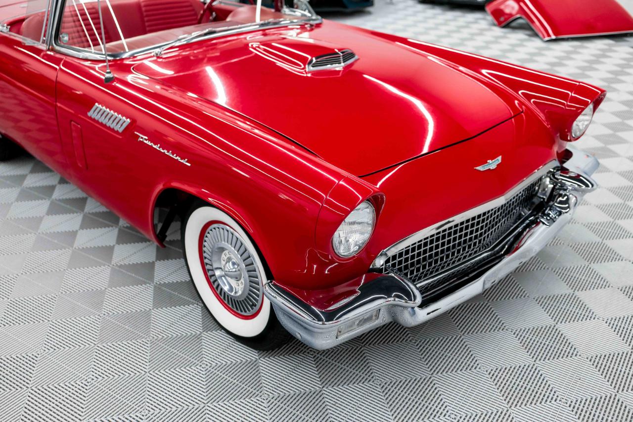 Ford Thunderbird Base 2D Convertible 1957