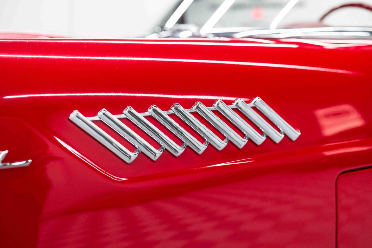 Ford Thunderbird Base 2D Convertible 1957