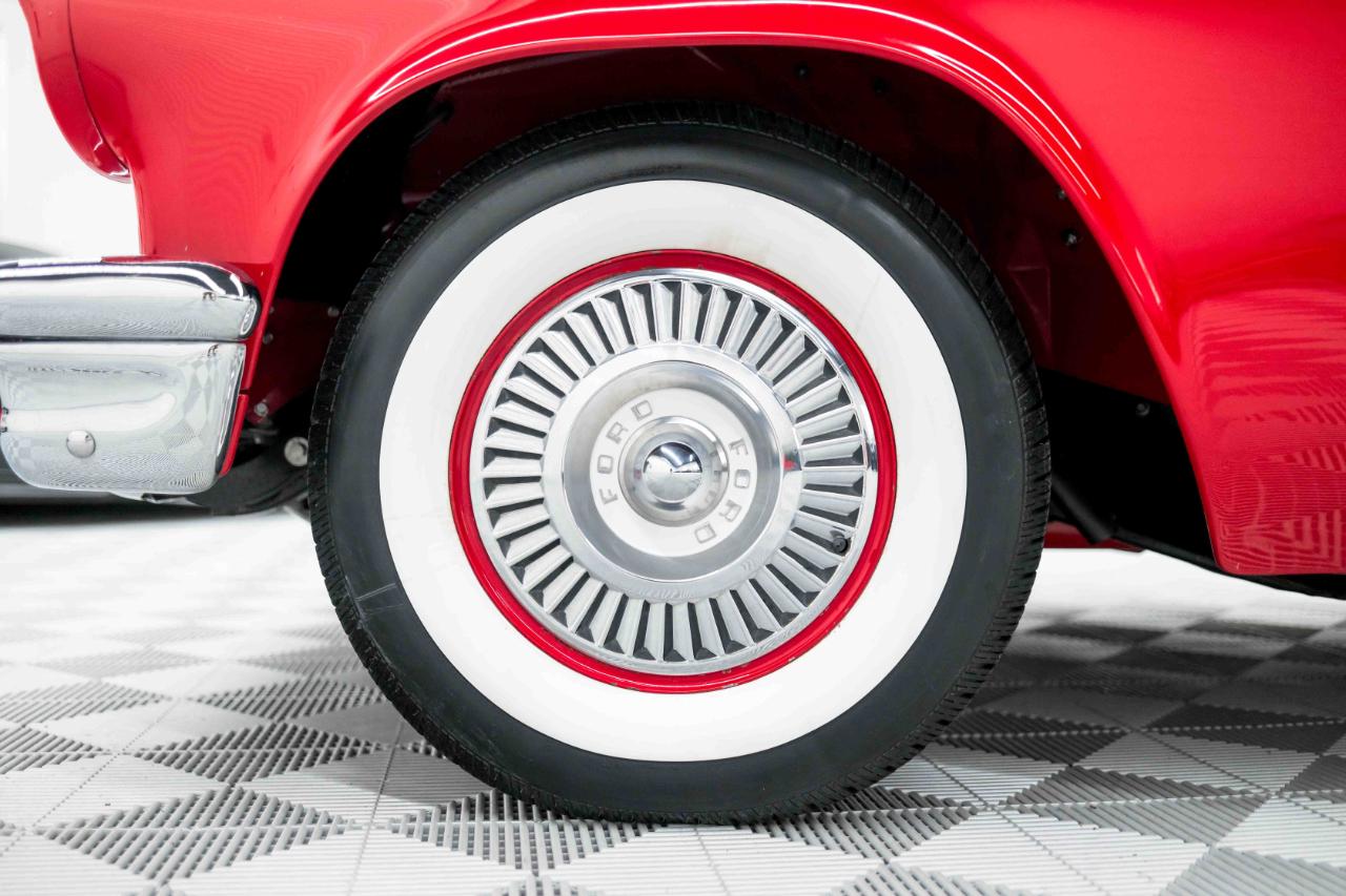 Ford Thunderbird Base 2D Convertible 1957