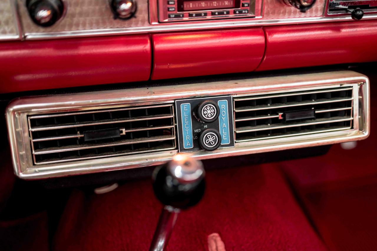 Ford Thunderbird Base 2D Convertible 1957