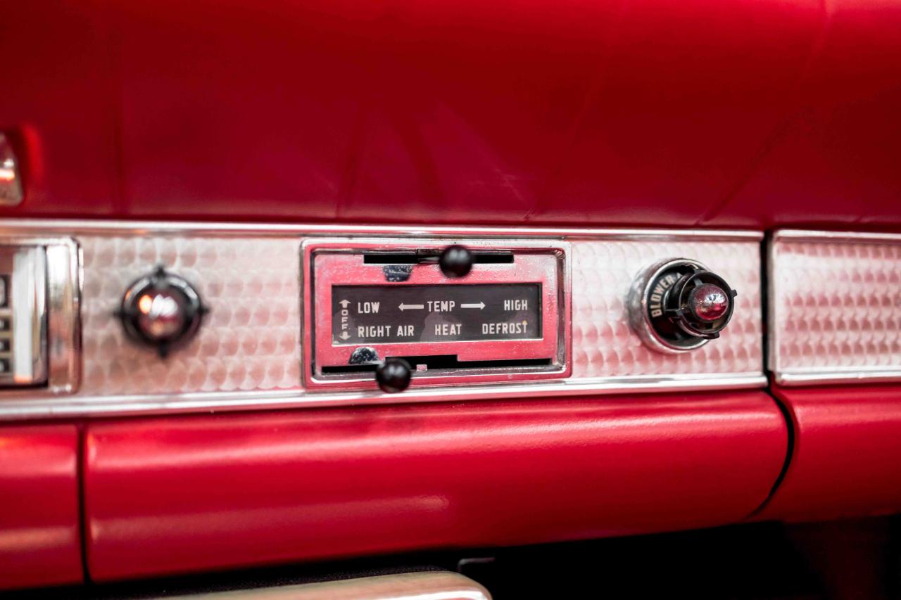 Ford Thunderbird Base 2D Convertible 1957