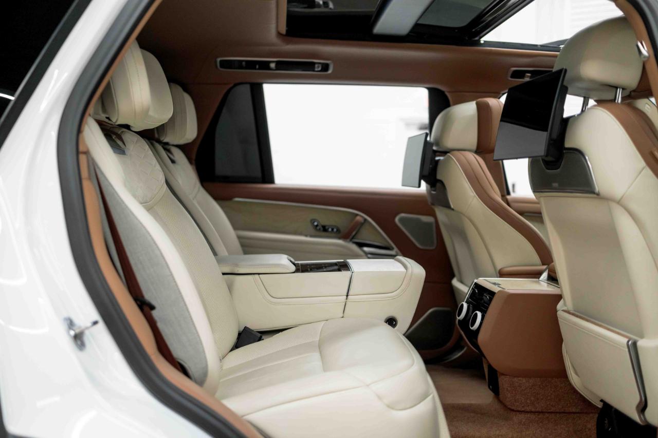 Land Rover Range Rover SV LWB 5 2024